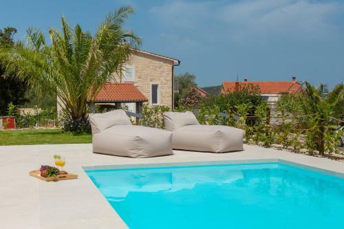 Luxury Villa Resort The Palms
