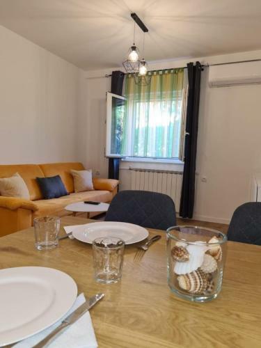 Apartment Sani-modern And Cozy