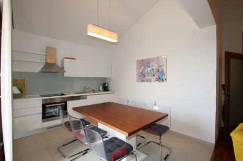 Premium Apartment Villa Dora 4