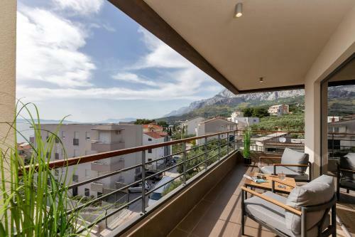 5-6 Luxury Apartments L&l Tucepi - 100m From The Beach
