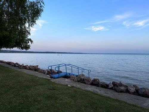 Balatonakarattya Magaspart