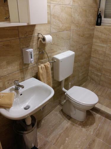 Hostal Central Luxury Rooms Izidor