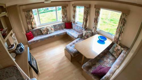 Devil's Bit Accommodation