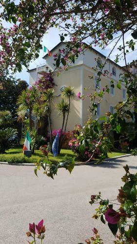 Hotel Mediterraneo