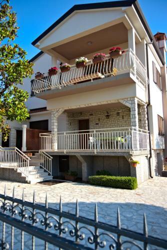 Apartments Vili