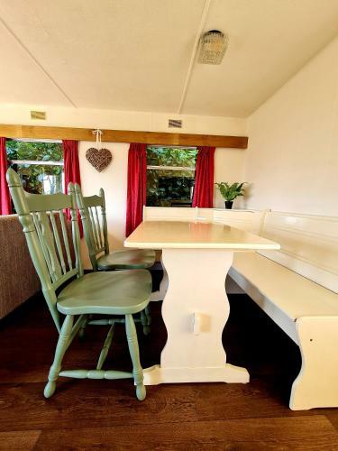 Apartamento Kampeerwagen Boerengroen