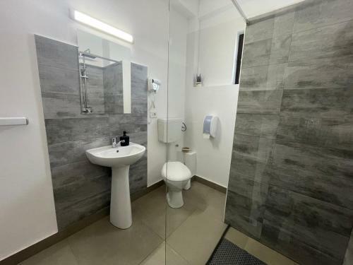 Hostal Sel Residence