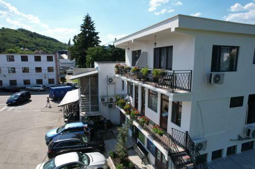 Hostal Sel Residence