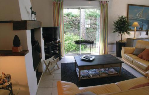 Holiday Home Chemin Du Clos Des Grennettes