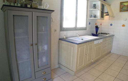 Holiday Home Chemin Du Clos Des Grennettes