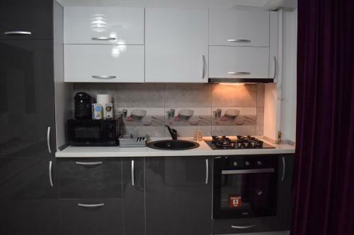 Ellendys Apartments