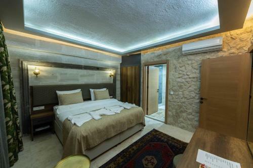 Ahiyan Hotel