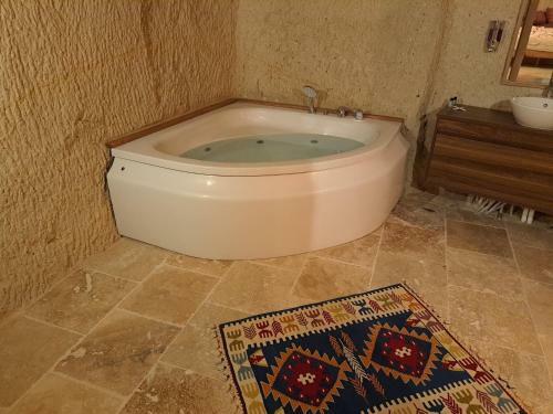 Feris Cave Hotel