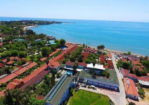 Hotel Clover Magic Altinkum Park