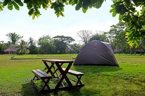 Camping Tequendama Playa Ca�averal Parque Tayrona