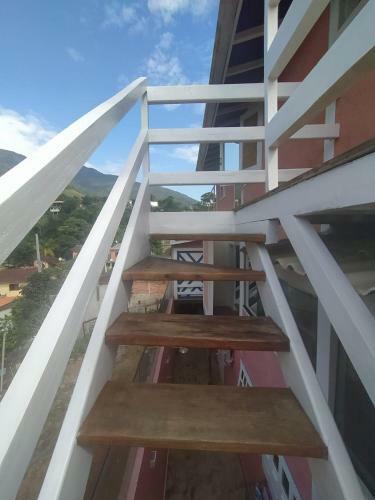 Casa Rosa De Vidro