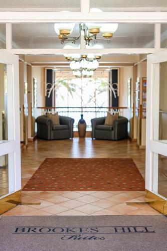 Luxurious Brookes Hill Self Catering Apartment