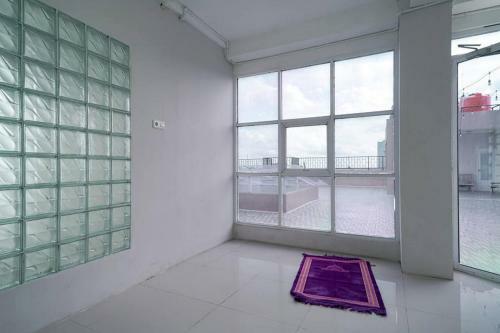 Urbanview Hotel Bari Syariah Palembang