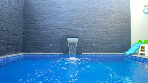 Villa Kedondong With Private Pool And Rooftop