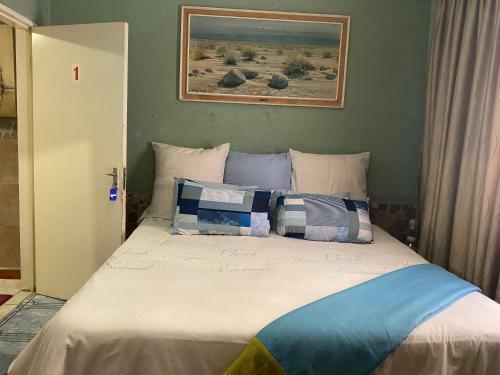 Hostal De African Rock Guesthouse