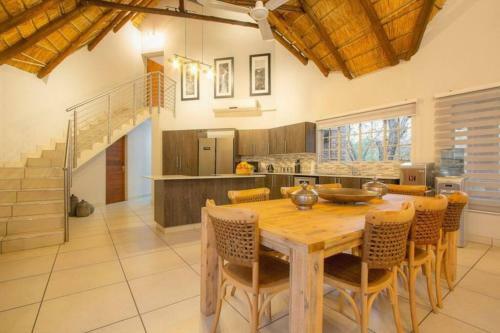 Villa Starling Manor - Marloth Park