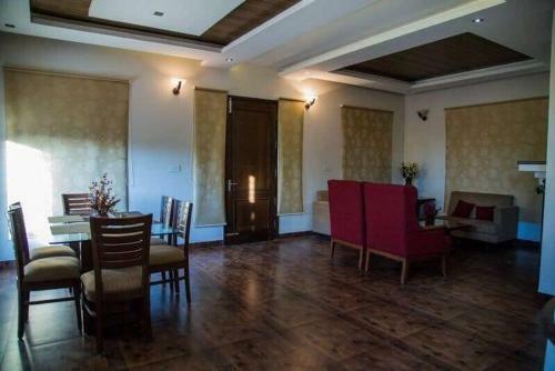 Villa Pinewood 2bhk Cottage