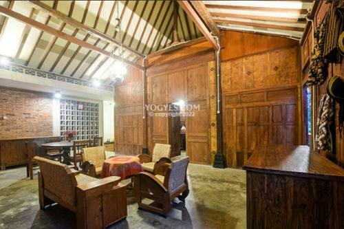 Villa Omah Nongko