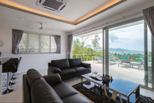 3 Bedroom Ocean View Villa Aura