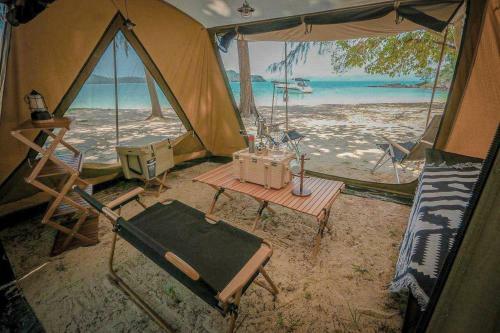 Ni�a Beach