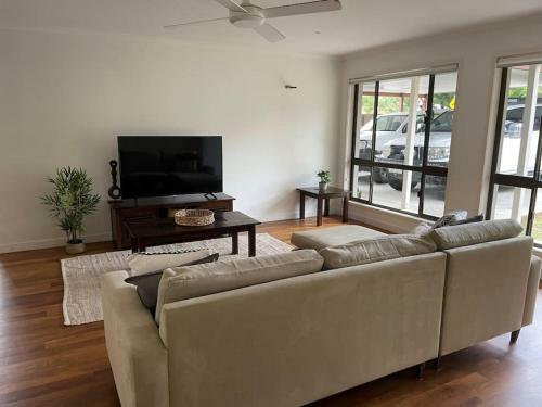 Allambi 45 Position Perfect, Single Level Home, Pool, Pets Ok