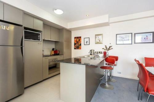 Amazing Adelaide Tce Apartment - Best Location