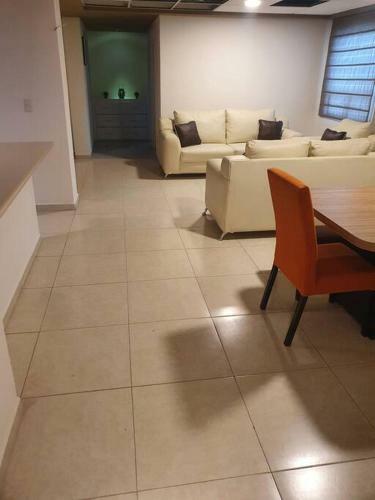 Apartamento Hermoso Condominio Con Estacionamiento Techado
