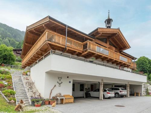 Pleasant Apartment In Piesendorf With Balcony