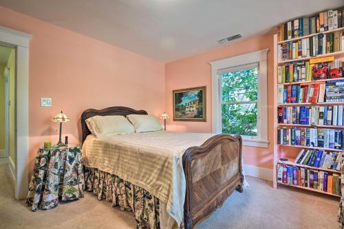 Evolve Inviting Bungalow Close To Downtown La!