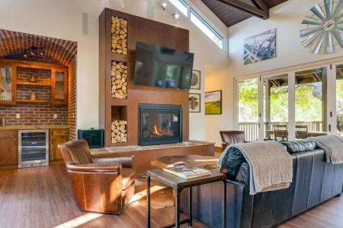 Tree House