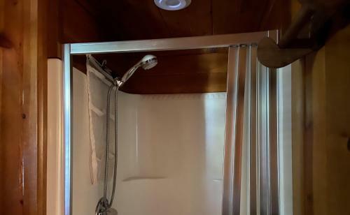 Hale Lani 16 Cabin