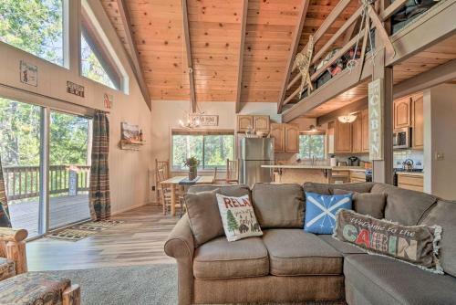 High Sierra Cabin With Grill, Serene Location!