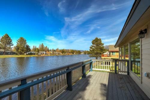 Lakeview Home In The Tahoe Keys