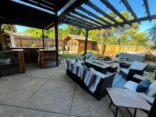 Wine Country Backyard Delight