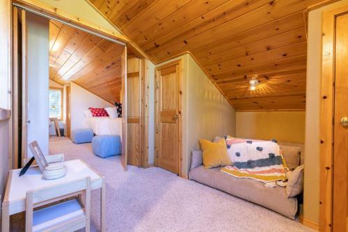 Sunrise Chalet By Tahoe Mountain Properties