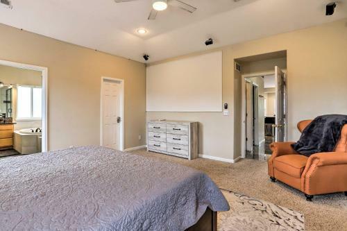 Spacious Brighton Home With Theater And Pool Table