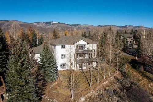 Immaculate 5bd Family Retreat