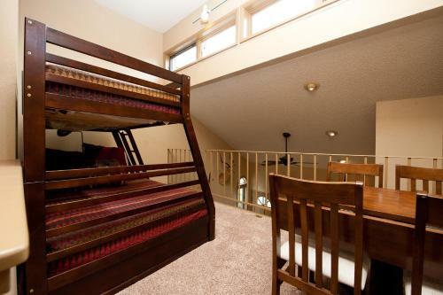 Pine Acres - Unit 112