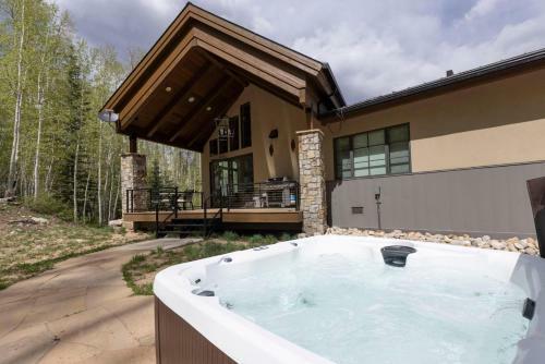 730 Eagle Wing