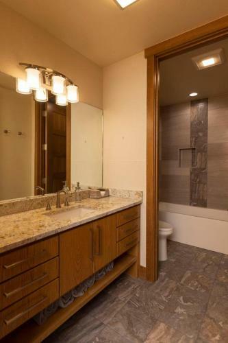 730 Eagle Wing