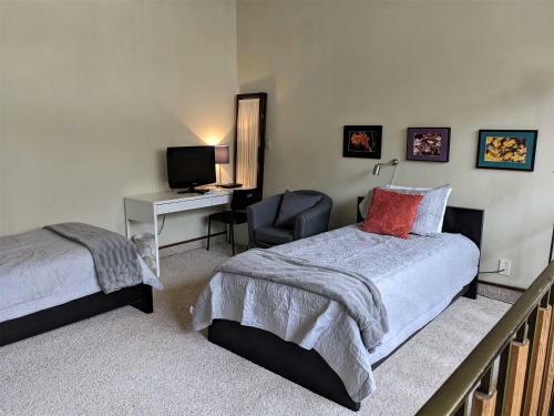 Tamarron Lodge Loft - 210