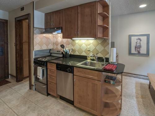 Tamarron Lodge Loft - 210