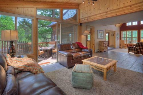 363 Whistling Horse Trail