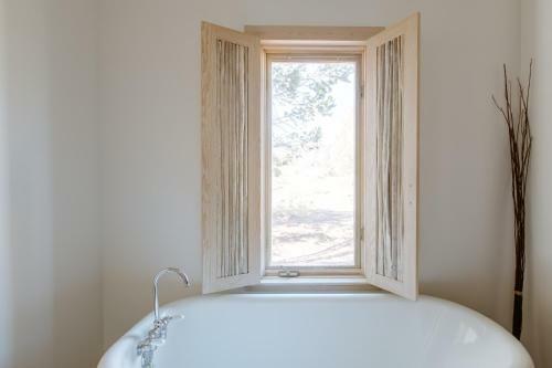 Resort-like Adobe At Colorado National Monument