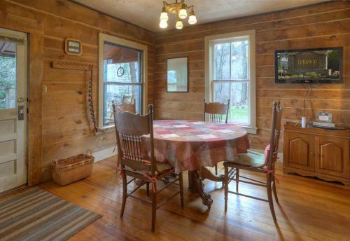 Cranberry Cabin